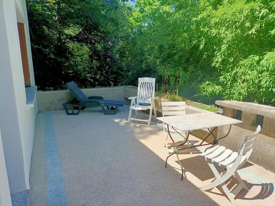 La Colline Aux Oiseaux, La Tranquillite Des Bois Villa Molieres-sur-Ceze Exterior foto