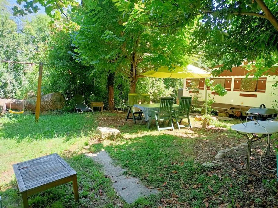 La Colline Aux Oiseaux, La Tranquillite Des Bois Villa Molieres-sur-Ceze Exterior foto